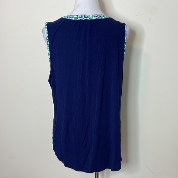 Zac & Rachel Kaleidoscope Pattern Top Size Large - Picture 5 of 8